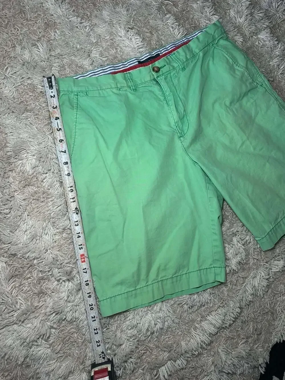 Tommy Hilfiger Men's Green Chino Shorts, Size 35